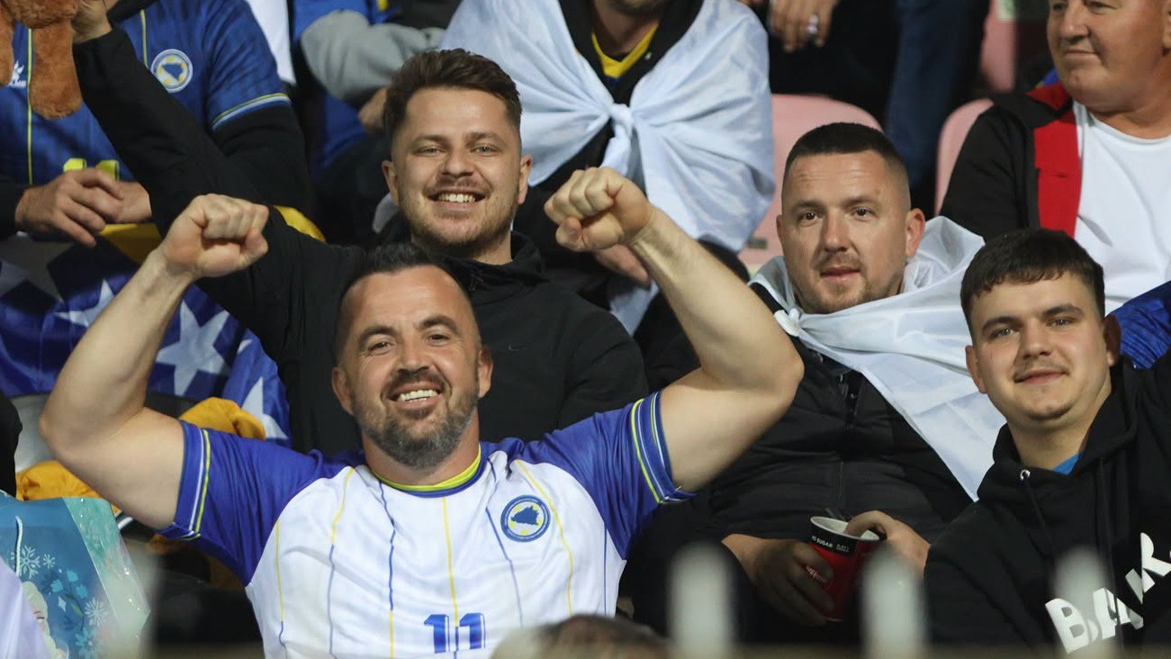 Bilino Polje gori: Sjajna atmosfera pred Džekin oproštaj od Zmajeva!